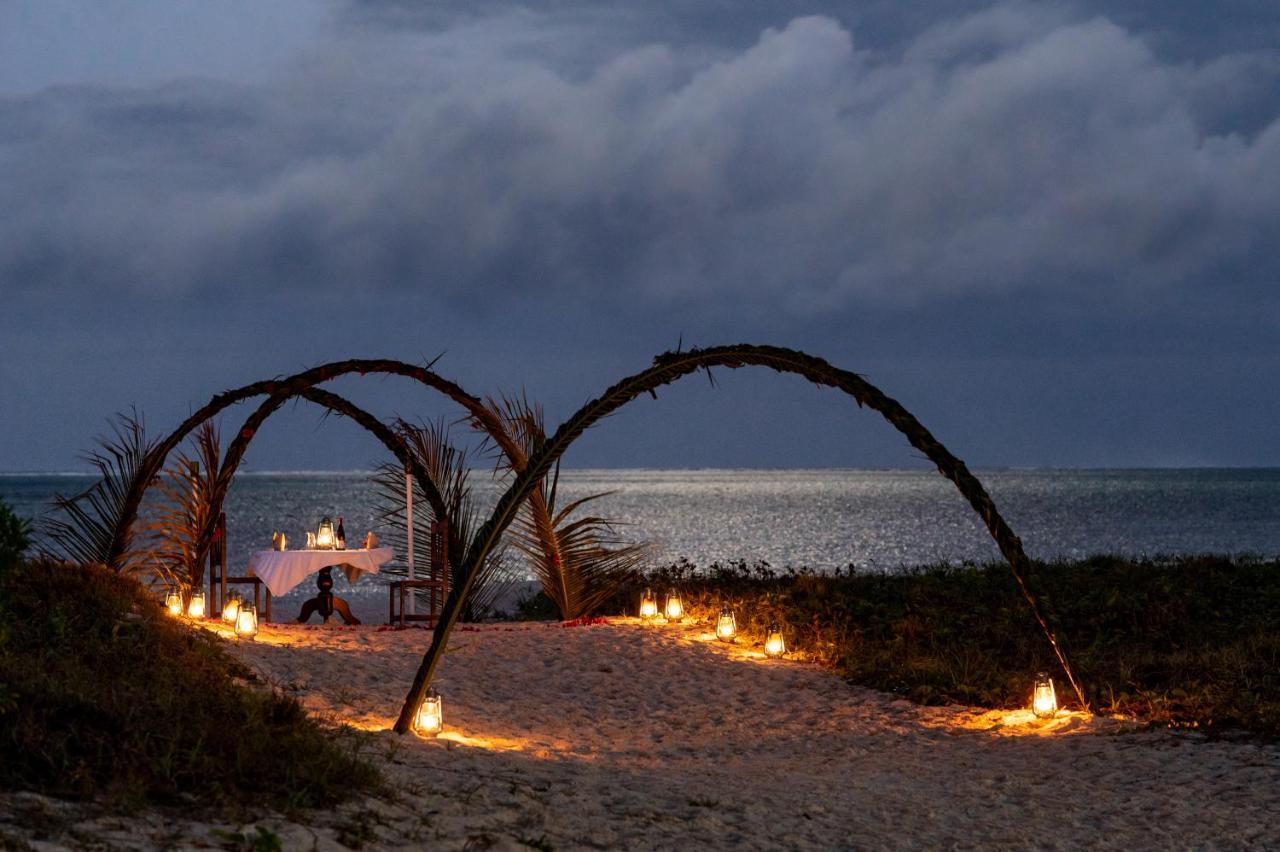 Hakuna Majiwe Beach Lodge Paje Bagian luar foto